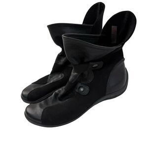 ARCHE France Suede Leather Moto Ankle Boots Bootie Snap Size 6 US Black Gothic